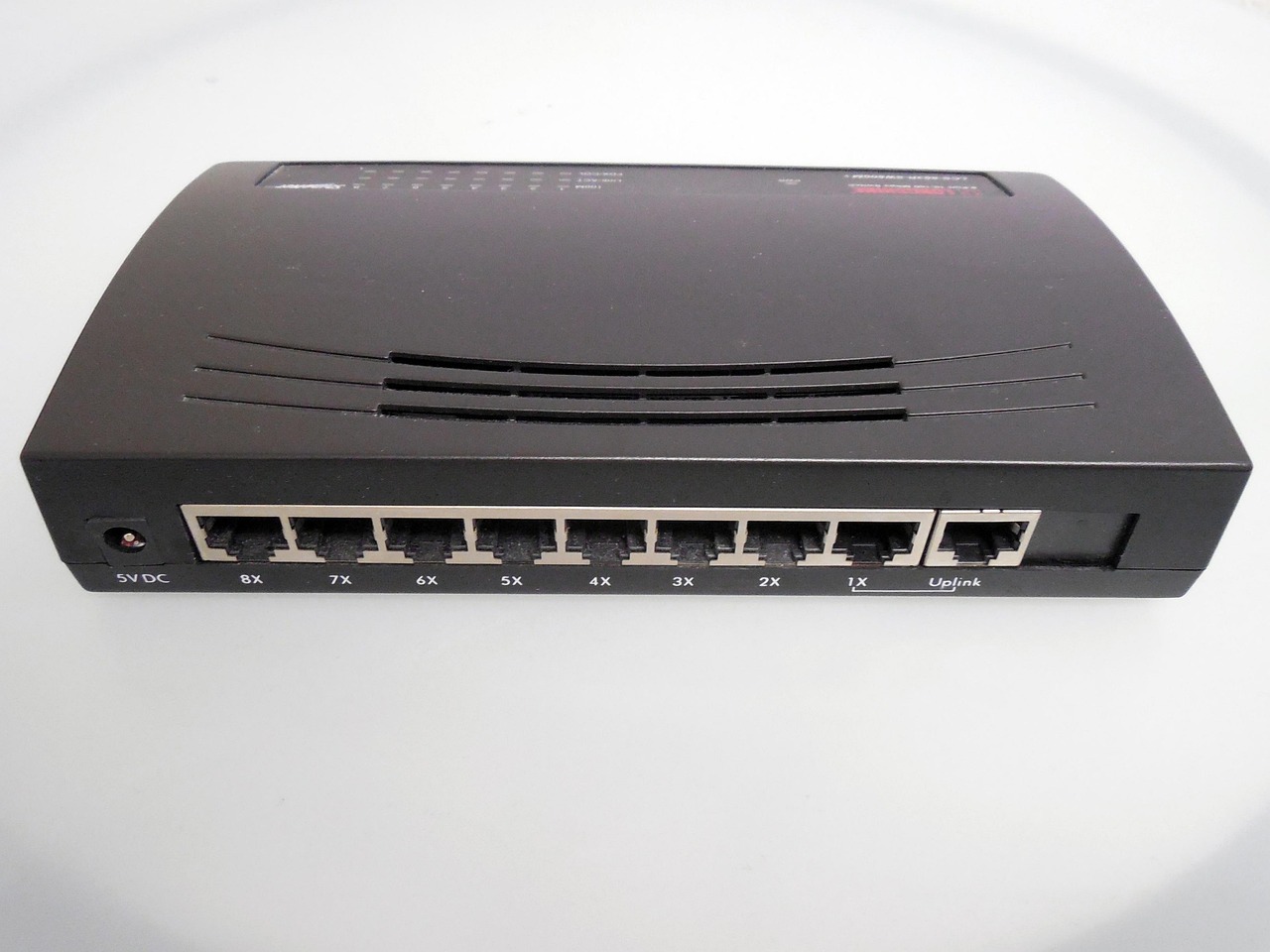 Home Wi-Fi router with ethernet ports — switching to a wired connection eliminates most IPTV buffering